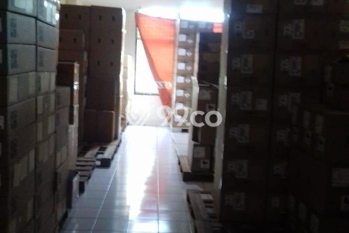 Gudang Dijual di Prime Area Jakarta Barat Luas 349m2 Gudang Dijual di Prime Area Jakarta Barat Luas 349m2