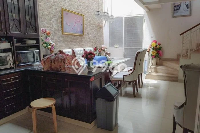 Rumah Luxury Modern Tanpa Renovasi di Meruya Jakarta Barat Rumah Luxury Modern Tanpa Renovasi di Meruya Jakarta Barat