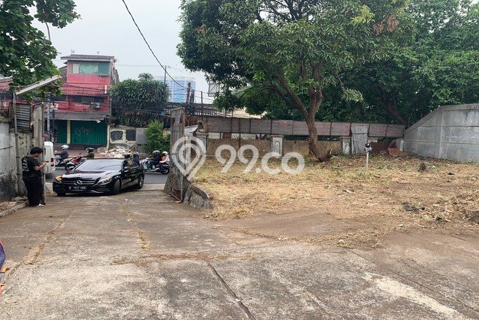 Komersial disewakan di Pasar Minggu Jakarta Selatan dengan luas bangunan 250m2 Komersial disewakan di Pasar Minggu Jakarta Selatan dengan luas bangunan 250m2
