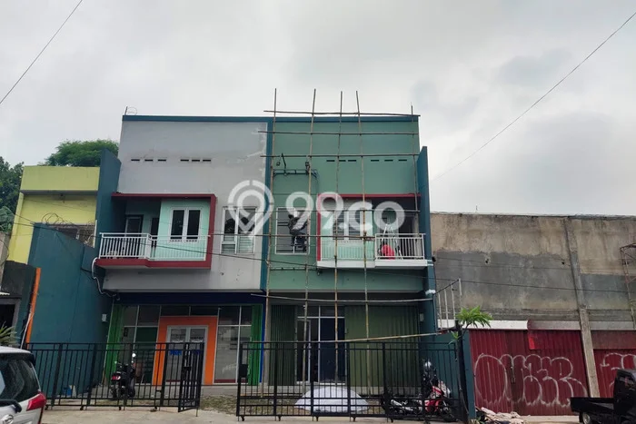 KAWASAN BISNIS! Ruko di Tajur, Luas 102m², Jalan Utama KAWASAN BISNIS! Ruko di Tajur, Luas 102m², Jalan Utama