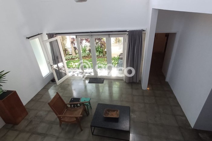 For Sale! Premium House LT 140m2 Desain Modern di Seminyak For Sale! Premium House LT 140m2 Desain Modern di Seminyak
