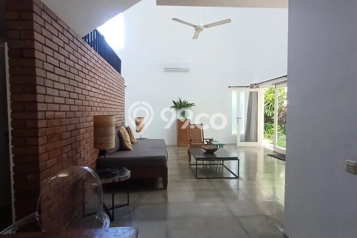For Sale! Premium House LT 140m2 Desain Modern di Seminyak For Sale! Premium House LT 140m2 Desain Modern di Seminyak