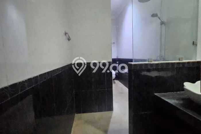 Rumah Sewa Tangerang LT 200m2 LB 200m2 Area Modernland Rumah Sewa Tangerang LT 200m2 LB 200m2 Area Modernland