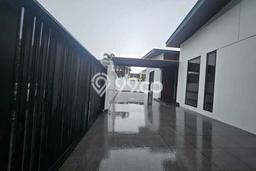 Ready to Use! Luxury House LT 438m2 Desain Modern di Modernland Ready to Use! Luxury House LT 438m2 Desain Modern di Modernland
