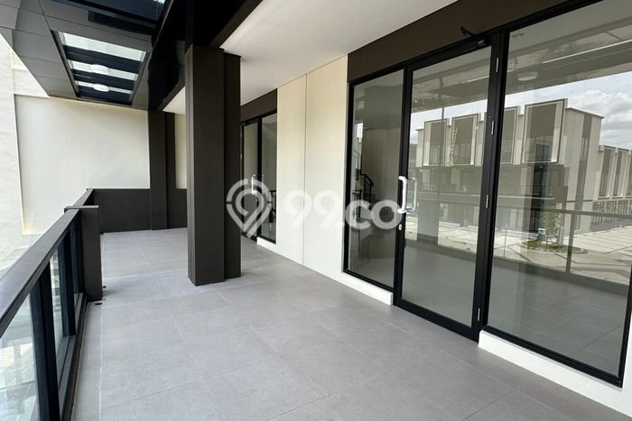 Disewakan Ruko di Kawasan Ramai Gading Serpong Luas 250m2 Disewakan Ruko di Kawasan Ramai Gading Serpong Luas 250m2