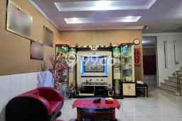 Siap Huni Rumah Mewah 5 Kamar di Medan Perjuangan Dekat ke Mana Pun Siap Huni Rumah Mewah 5 Kamar di Medan Perjuangan Dekat ke Mana Pun
