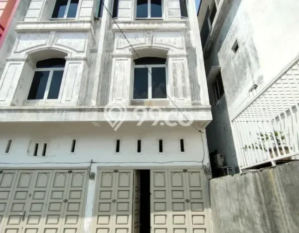 Lokasi Strategis! Dijual Ruko Bisnis di Medan Tembung, Medan Kondisi Baik Lokasi Strategis! Dijual Ruko Bisnis di Medan Tembung, Medan Kondisi Baik