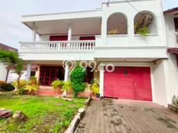 Hunian Cantik Modern Lb 298m2 di Medan Baru, Medan Hunian Cantik Modern Lb 298m2 di Medan Baru, Medan