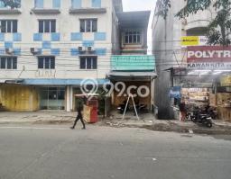 Ruko bagus disewakan di Medan Johor Medan dengan LB 224m2 harga sewa terbaik Ruko bagus disewakan di Medan Johor Medan dengan LB 224m2 harga sewa terbaik