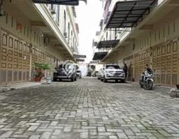 Rumah Modern Cantik 2 KT Bisa Langsung Pindah di Medan Johor Rumah Modern Cantik 2 KT Bisa Langsung Pindah di Medan Johor