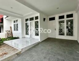 For Sale Rumah 3 Kamar Lokasi Ideal Bagus dan Strategis di Medan Sunggal For Sale Rumah 3 Kamar Lokasi Ideal Bagus dan Strategis di Medan Sunggal