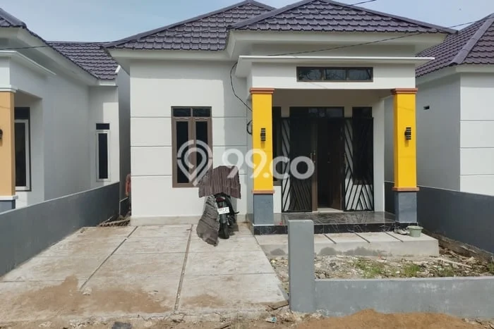 Rumah Strategis di Pontianak Selatan, Akses ke Pontianak Selatan, Pontianak, Pontianak - 2 KT Rumah Strategis di Pontianak Selatan, Akses ke Pontianak Selatan, Pontianak, Pontianak - 2 KT