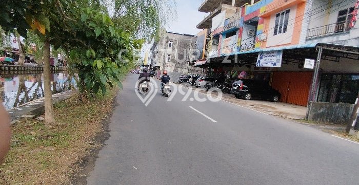 Gudang disewakan lokasi strategis Pontianak Kota Pontianak 120m2 Gudang disewakan lokasi strategis Pontianak Kota Pontianak 120m2