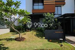 Hunian Mewah LB 196m2 Siap Huni Desain Elegan di Permata Medang, Tangerang Hunian Mewah LB 196m2 Siap Huni Desain Elegan di Permata Medang, Tangerang