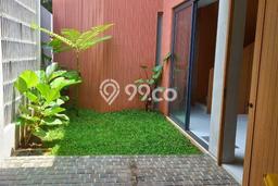 Rumah di Sektor 7-Bintaro, Akses ke Pusat Kota, 2 KM, LT 150m² LB 180m² Rumah di Sektor 7-Bintaro, Akses ke Pusat Kota, 2 KM, LT 150m² LB 180m²