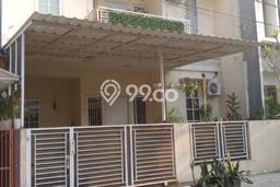 For Sale Hunian Rumah Nyaman 4 Kamar di Bintaro, Tangerang Selatan For Sale Hunian Rumah Nyaman 4 Kamar di Bintaro, Tangerang Selatan
