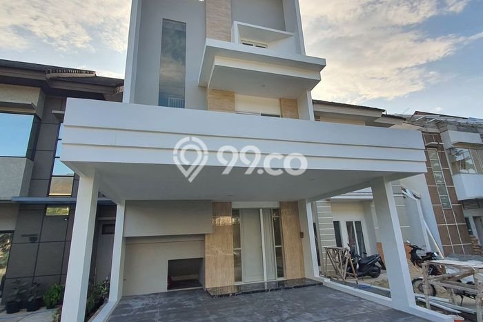 Dijual Rumah Mewah Megah Dengan View Cantik di BSD Nusaloka, Tangerang Dijual Rumah Mewah Megah Dengan View Cantik di BSD Nusaloka, Tangerang