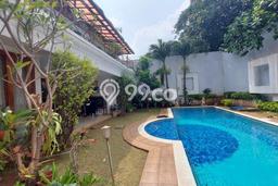Siap Huni Rumah Mewah 4 Kamar di Kebayoran Baru Dekat ke Mana Pun Siap Huni Rumah Mewah 4 Kamar di Kebayoran Baru Dekat ke Mana Pun