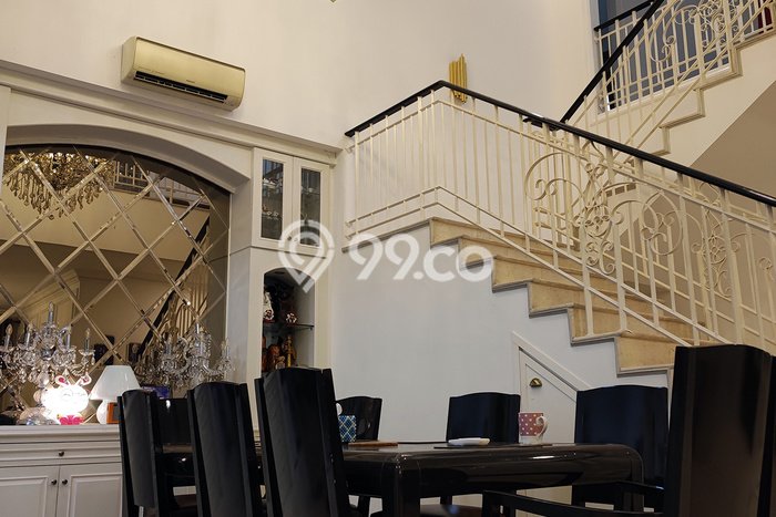 Rumah Luxury Modern Tanpa Renovasi di BSD Bukit Golf Tangerang Rumah Luxury Modern Tanpa Renovasi di BSD Bukit Golf Tangerang