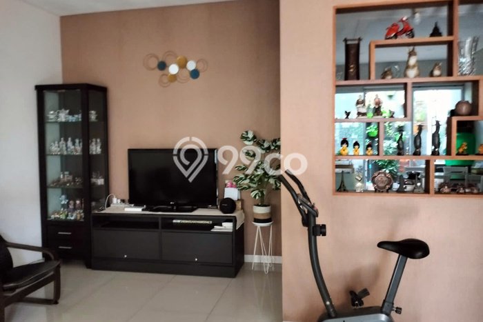 Rumah Modern 3 KT di Villa Melati Mas Tangerang Selatan Semi Furnished Rumah Modern 3 KT di Villa Melati Mas Tangerang Selatan Semi Furnished