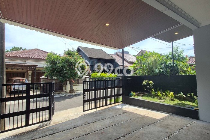 Hunian Elit LB 216m2 Siap Huni Desain Elegan di BSD Griya Loka, Tangerang Hunian Elit LB 216m2 Siap Huni Desain Elegan di BSD Griya Loka, Tangerang