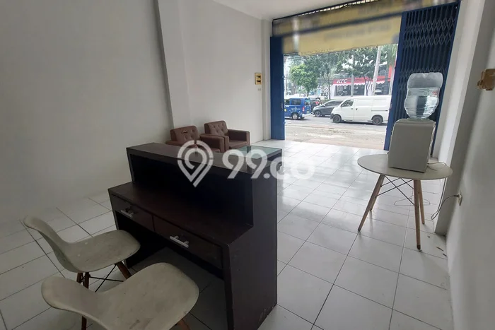 Ruko Dijual di Jakarta Pusat LT 70m2 & LB 280m2 Lokasi Terbaik! Ruko Dijual di Jakarta Pusat LT 70m2 & LB 280m2 Lokasi Terbaik!