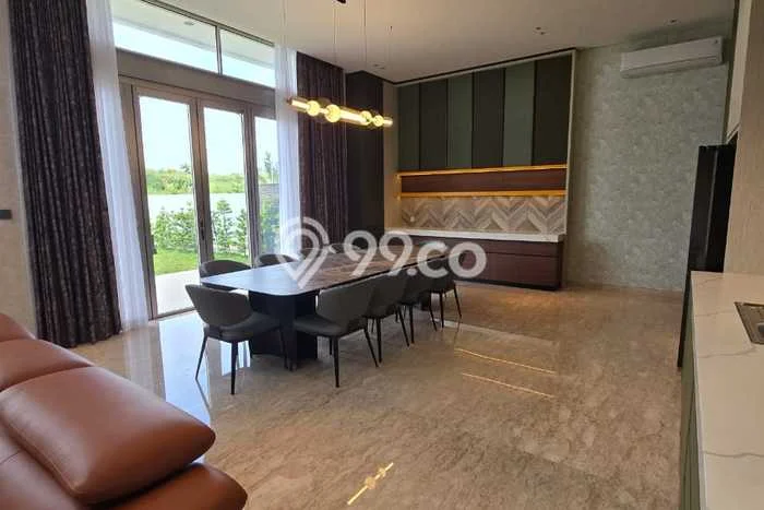 LOKASI PREMIUM! Rumah di Pantai Indah Kapuk, 4 KT, Lingkungan Strategis, LT 420m² Bangunan 500m² LOKASI PREMIUM! Rumah di Pantai Indah Kapuk, 4 KT, Lingkungan Strategis, LT 420m² Bangunan 500m²