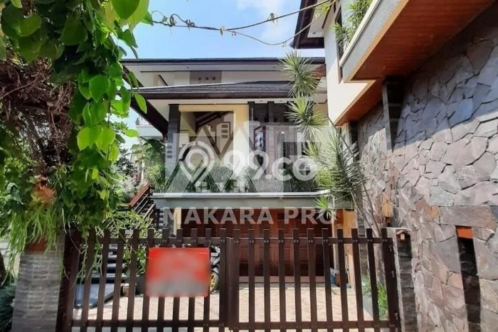 Rumah 3 Lantai Furnished Mewah Dan Asri Komplek Setrasari Bandung Rumah 3 Lantai Furnished Mewah Dan Asri Komplek Setrasari Bandung