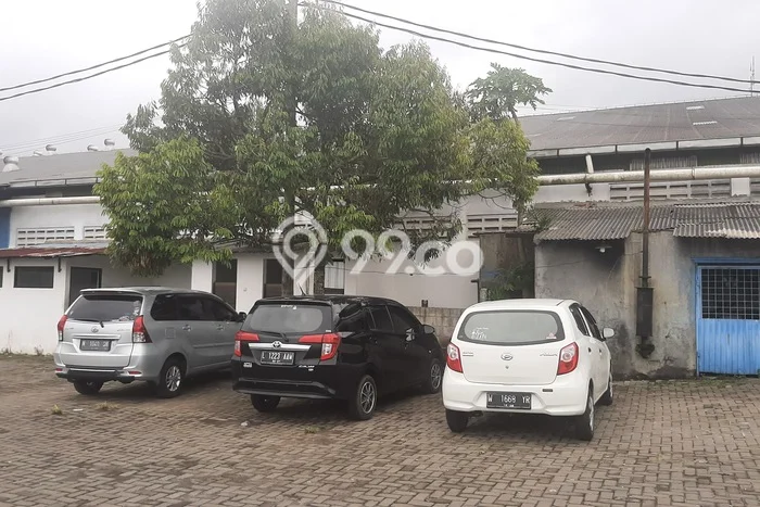 Gudang disewakan di Pakis Malang dengan luas bangunan 1200m2 Gudang disewakan di Pakis Malang dengan luas bangunan 1200m2