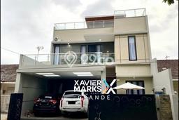 Rumah Luxury di Malang Lokasi Strategis Kondisi Terawat Rumah Luxury di Malang Lokasi Strategis Kondisi Terawat