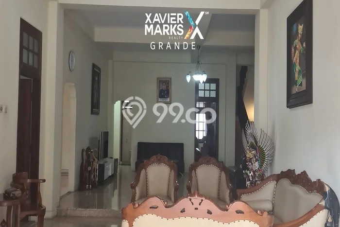 Rumah Elit Modern Tanpa Renovasi di Arjosari Malang Rumah Elit Modern Tanpa Renovasi di Arjosari Malang