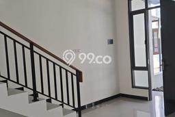 Sewa Rumah Murah di Taman Kopo Indah Bandung dengan 2 KT Sewa Rumah Murah di Taman Kopo Indah Bandung dengan 2 KT