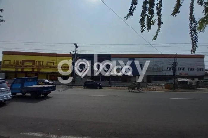Ruko Komersial Disewakan di Semarang Utara Semarang Luas 300m2 Ruko Komersial Disewakan di Semarang Utara Semarang Luas 300m2