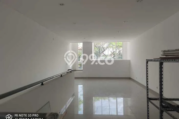 FOR RENT! Ruko di BSB City Cocok untuk Bisnis 180m2 FOR RENT! Ruko di BSB City Cocok untuk Bisnis 180m2