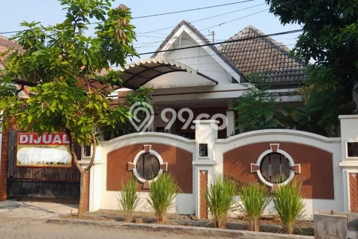 For Sale Rumah 3 Kamar Lokasi Ideal Bagus dan Strategis di Semarang Barat For Sale Rumah 3 Kamar Lokasi Ideal Bagus dan Strategis di Semarang Barat