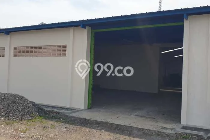 Disewakan Gudang komersial di Genuk luas bangunan 750m2 Disewakan Gudang komersial di Genuk luas bangunan 750m2