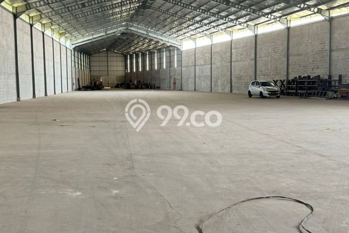 Unit Gudang Disewa Lokasi Kaliwungu, Semarang Spesifikasi Luas Bangunan 3200m2 Unit Gudang Disewa Lokasi Kaliwungu, Semarang Spesifikasi Luas Bangunan 3200m2