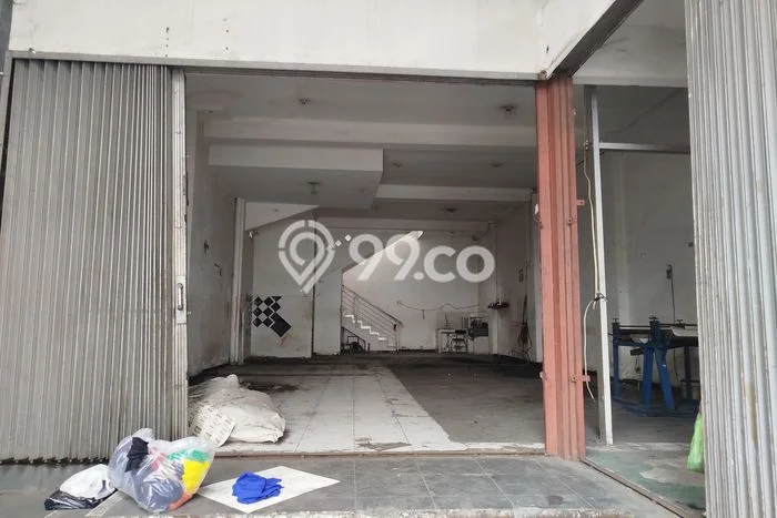 Area Strategis! Disewakan Ruko Lokasi Semarang Utara, Semarang Cocok untuk Bisnis Area Strategis! Disewakan Ruko Lokasi Semarang Utara, Semarang Cocok untuk Bisnis