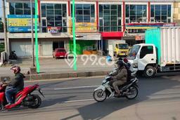 Ruko Disewa di Semarang dengan LB 170m2 Area Komersial Ramai Ruko Disewa di Semarang dengan LB 170m2 Area Komersial Ramai