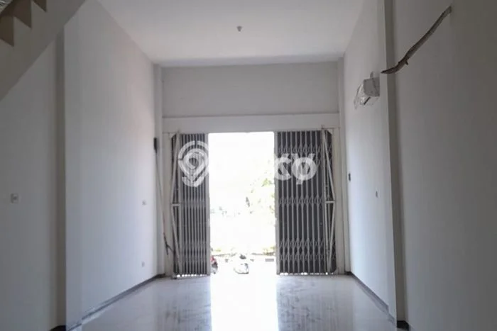 Unit Ruko Dijual di Semarang Barat Semarang Luas Bangunan 228m2 Unit Ruko Dijual di Semarang Barat Semarang Luas Bangunan 228m2