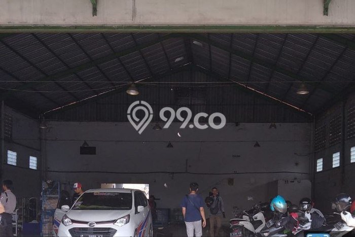 Gudang di Jombang, Luas 750m2m², Lokasi Strategis, Mainroad Gudang di Jombang, Luas 750m2m², Lokasi Strategis, Mainroad