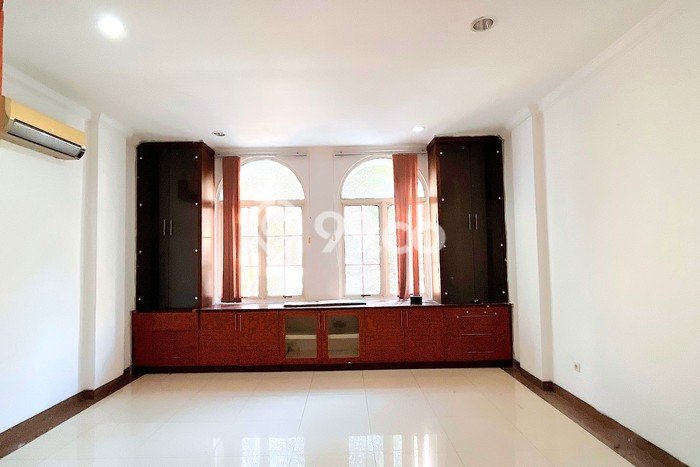 Unit Ruko Dijual di Jakarta Utara LT 62m2 & LB 219m2 Unit Ruko Dijual di Jakarta Utara LT 62m2 & LB 219m2