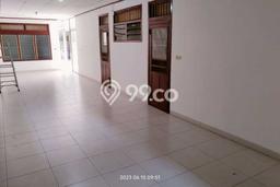 Rumah di Bungur, Akses ke Pusat Kota, 2 KM, LT 277m² LB 277m² Rumah di Bungur, Akses ke Pusat Kota, 2 KM, LT 277m² LB 277m²