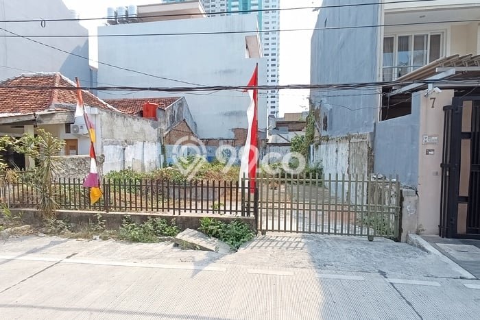 Dijual Tanah di Jakarta Pusat, Luas 180m2 SHM Dijual Tanah di Jakarta Pusat, Luas 180m2 SHM