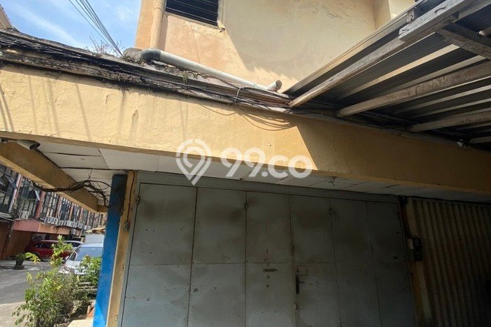 Ruko Dijual di Prime Area Jakarta Barat Luas 150m2 Ruko Dijual di Prime Area Jakarta Barat Luas 150m2