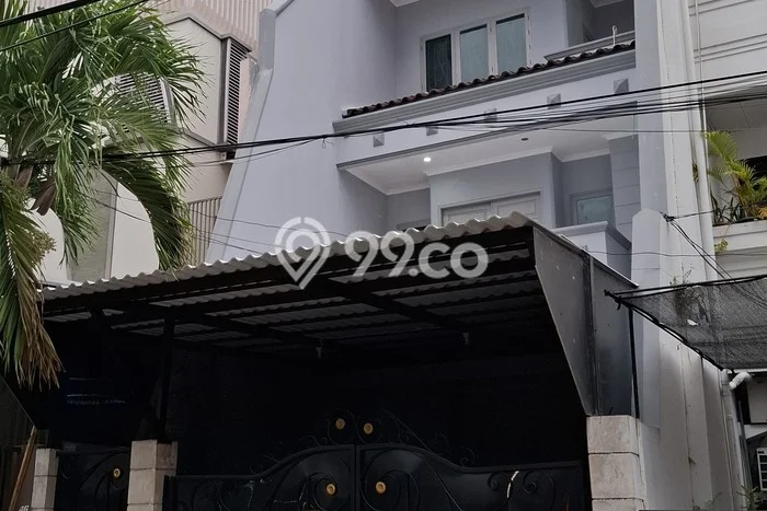 Rumah Disewakan Jakarta Barat LT 180m2 LB 380m2 Area Tamansari Rumah Disewakan Jakarta Barat LT 180m2 LB 380m2 Area Tamansari