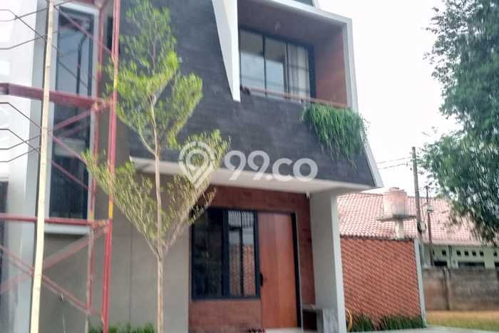 Jual Rumah Bagus Siap Huni LB 75m2 di Beji, Depok Jual Rumah Bagus Siap Huni LB 75m2 di Beji, Depok