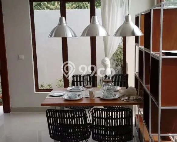 Rumah Luas Asri 2 KT Siap Huni di Cibubur Jakarta Timur Rumah Luas Asri 2 KT Siap Huni di Cibubur Jakarta Timur
