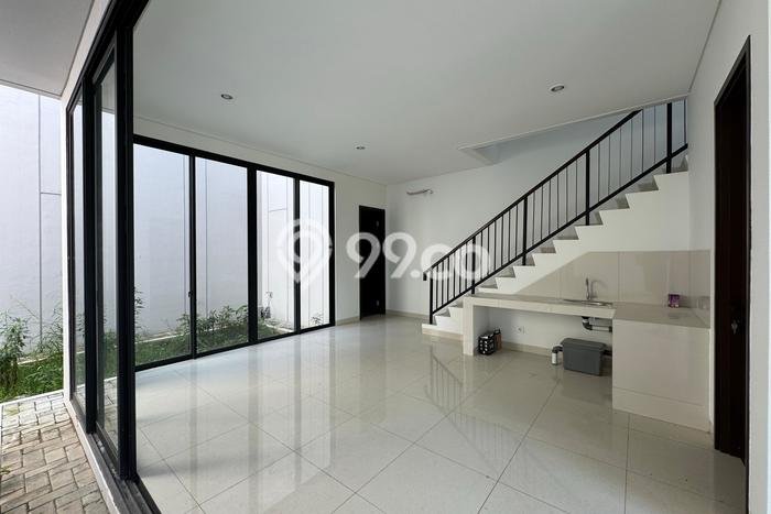 Jual Rumah Mewah Elegan Dengan View Eksklusif di Sentul City, Bogor Jual Rumah Mewah Elegan Dengan View Eksklusif di Sentul City, Bogor