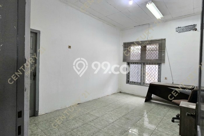 Gudang Dijual di Jakarta Barat LT 1026m2 & LB 1040m2 Lokasi Terbaik! Gudang Dijual di Jakarta Barat LT 1026m2 & LB 1040m2 Lokasi Terbaik!